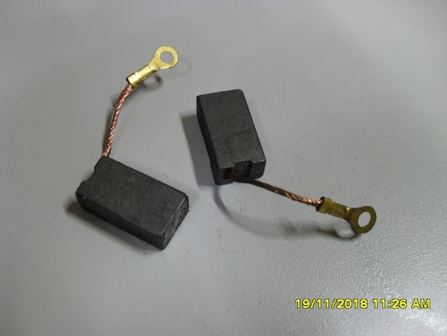 Щетка угольная GRAMEX HCS-200-2200 7х11х20мм