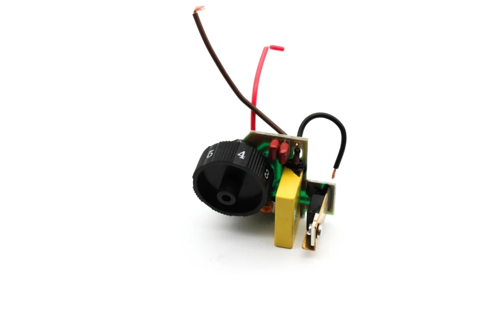 Регулятор оборотов GRAMEX-750J
