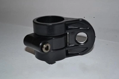 Кронштейн крепления ремня нaплечного d=26мм б/триммера 43сс/52сс