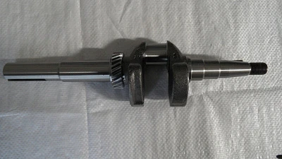 Коленчатый вал для 4Т двигателей газонокосилок 1P65F/1P70F    (БГК-4318С/4627С/5136СП)