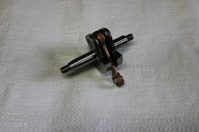 Коленвал б/триммера 26сс