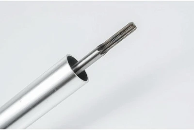 Штанга б/триммера в сборе ди-р 28, 9 зубьев 43сс/52сс